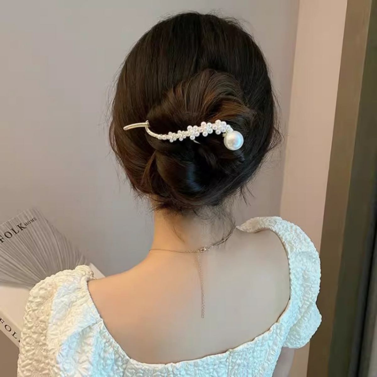 우아한 글리터 진주 헤어 클립 여성용 트렌디 트위스트  - Korean Lifestyle & Kids Boutique 리뷰 및 가격